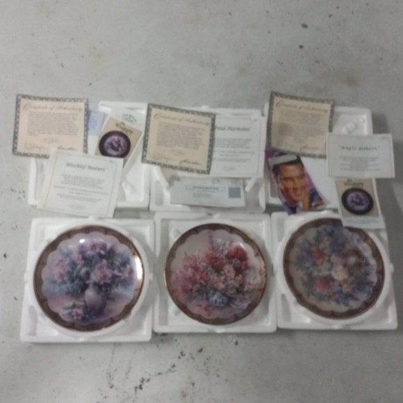 Lot of 3 vintage collectable plates. - Picture 4 of 4